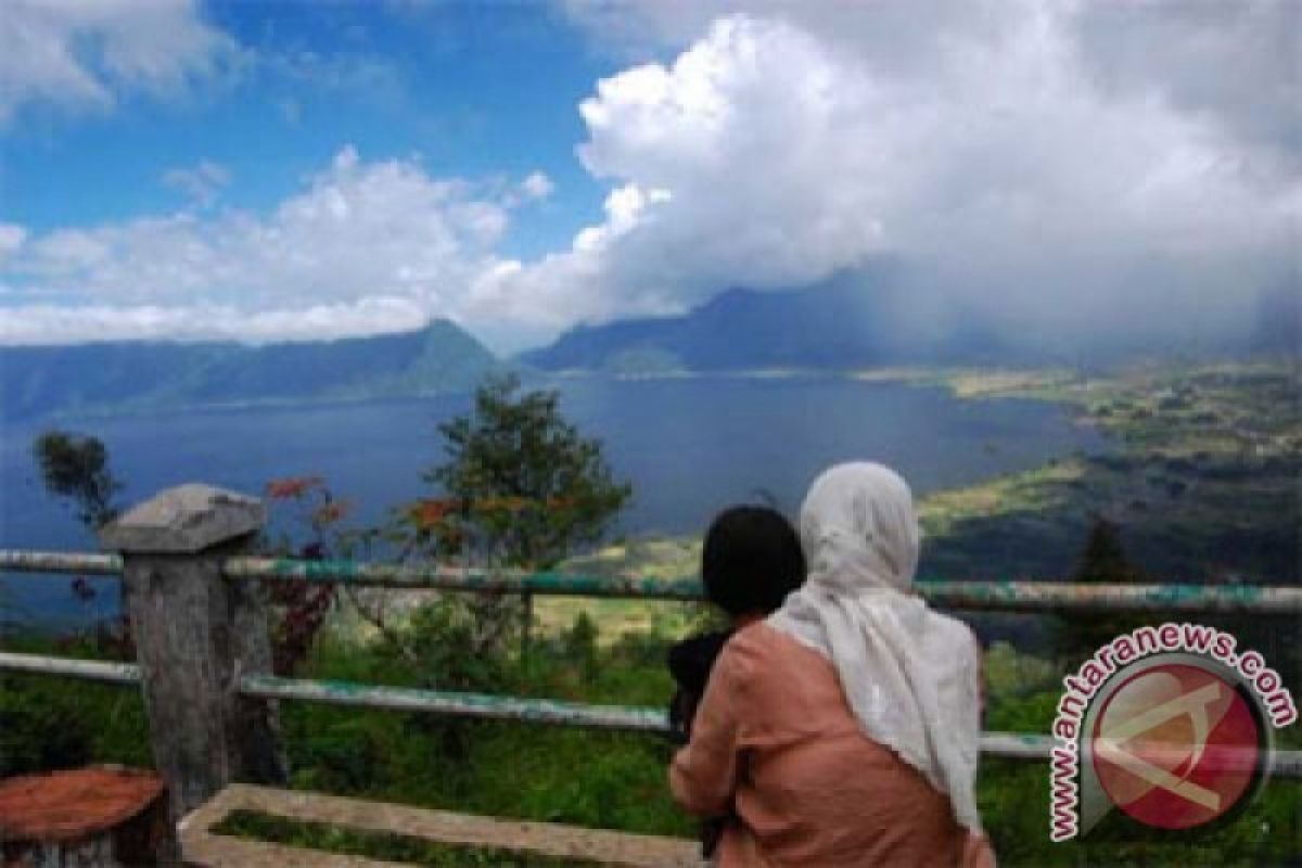 KPK mengidentifikasi bencana ekologis terjadi di Danau Maninjau