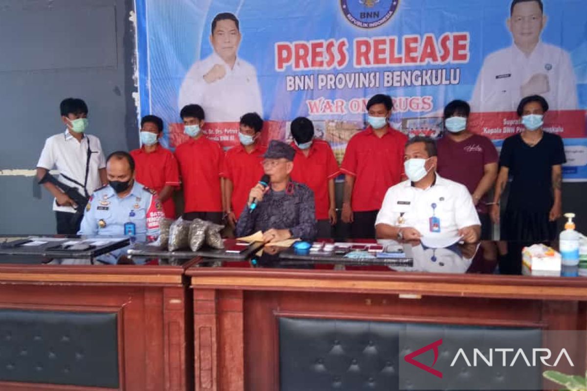 BNN Bengkulu menangkap tujuh tersangka penyalahgunaan narkoba