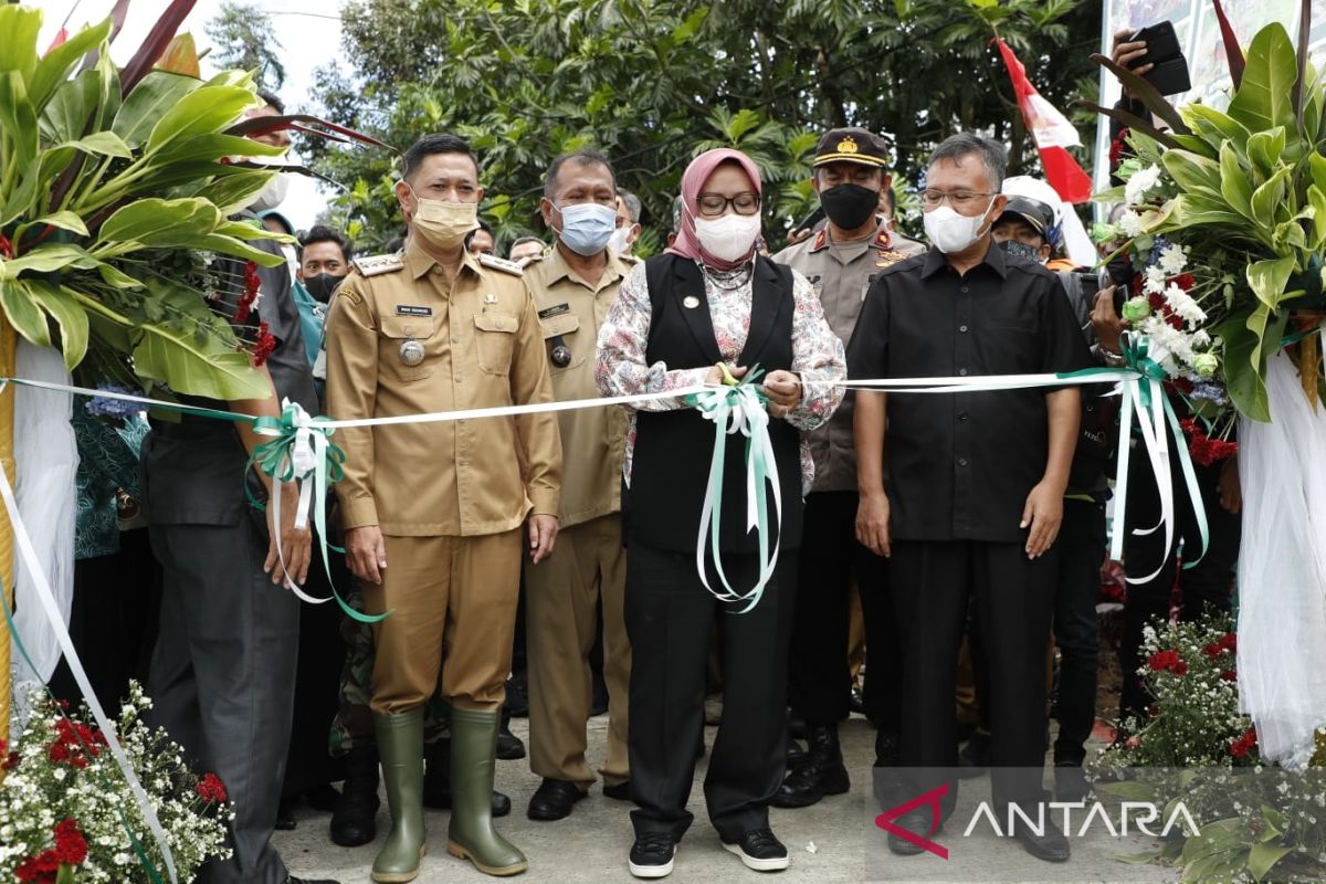 Bupati Bogor harap jembatan senilai Rp5,7 miliar dapat tingkatkan ekonomi warga