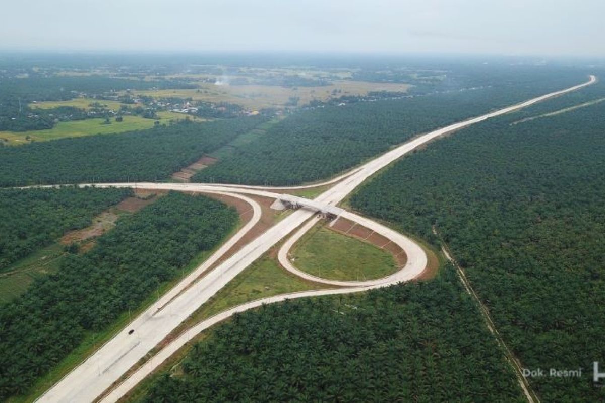 Pembangunan Jalan Tol Kuala Tanjung-Tebing Tinggi-Parapat capai 63 persen