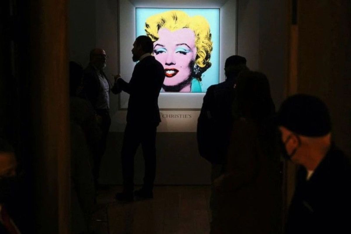 Wow! Potret "Shot Marilyn" karya Andy Warhol diperkirakan terjual Rp2,8 triliun