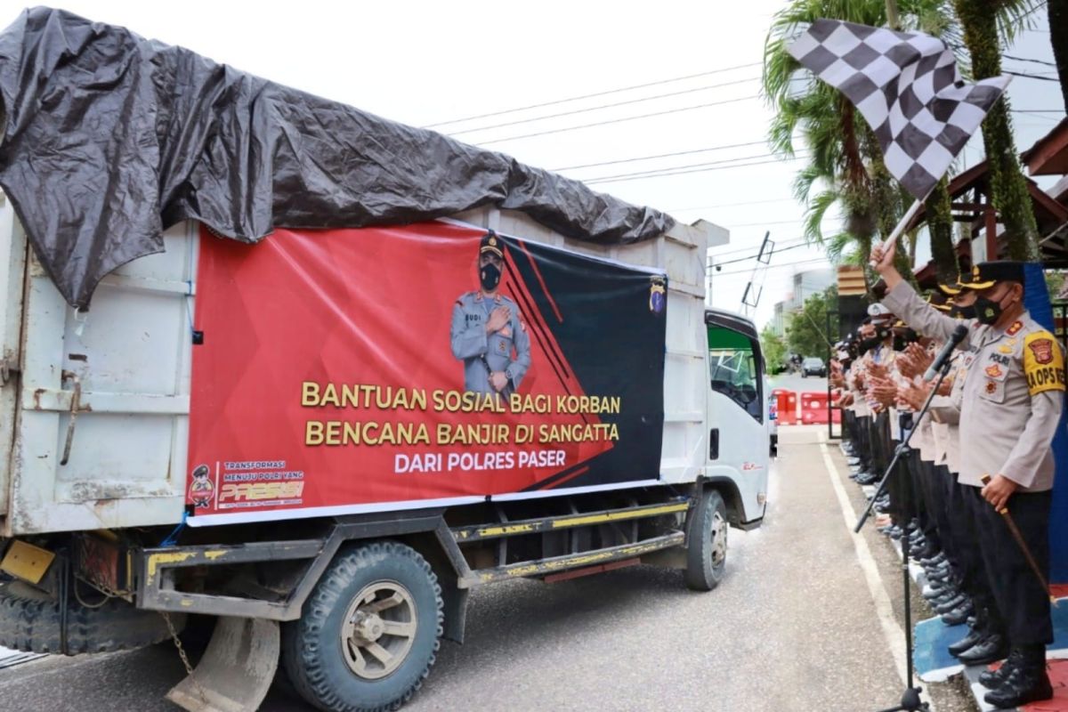 Kapolres Paser lepas bantuan untuk korban banjir di Kutai Timur