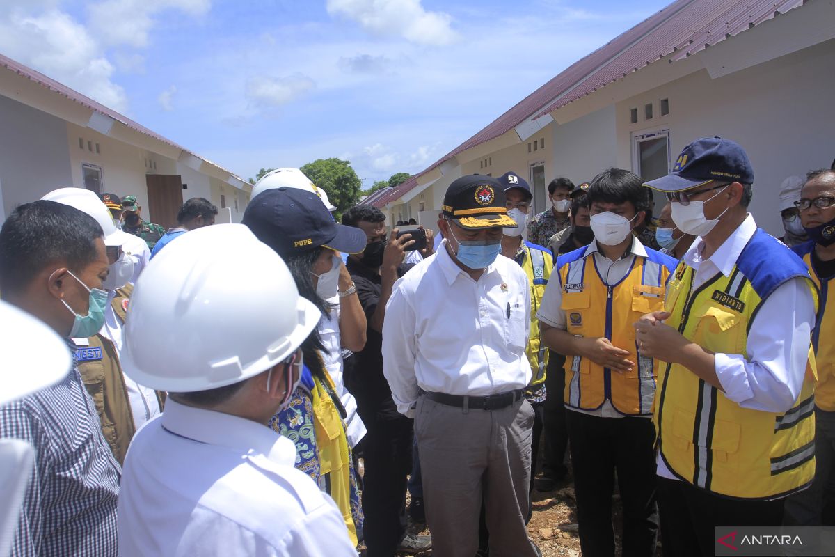 Minister observes development of 173 houses for Seroja cyclone victims