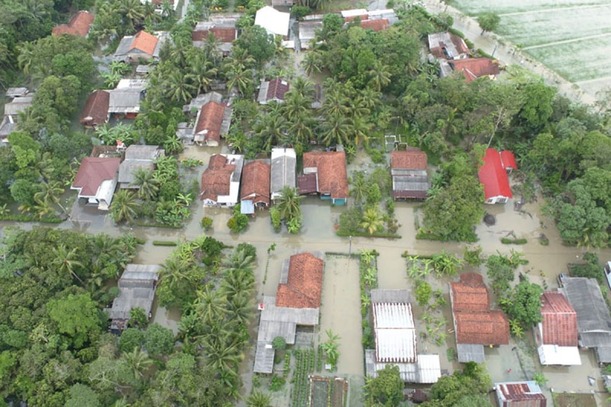 Hujan reda, genangan banjir sejumlah di Cilacap-Jateng mulai surut