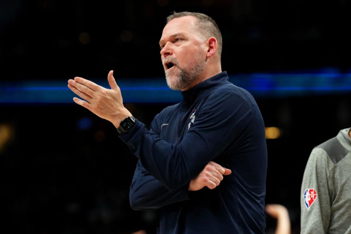 Nuggets perpanjang kontrak pelatih Michael Malone