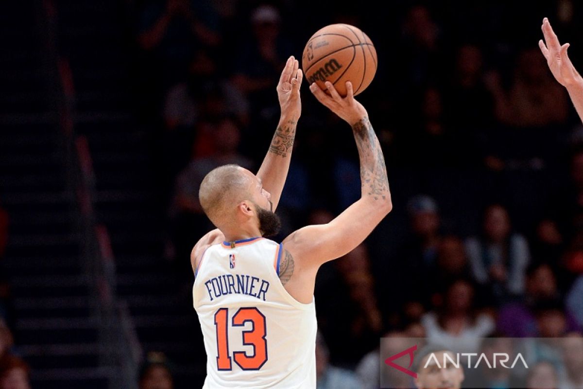 Evan Fournier patahkan rekor tripoin Knicks tapi ia kurang puas