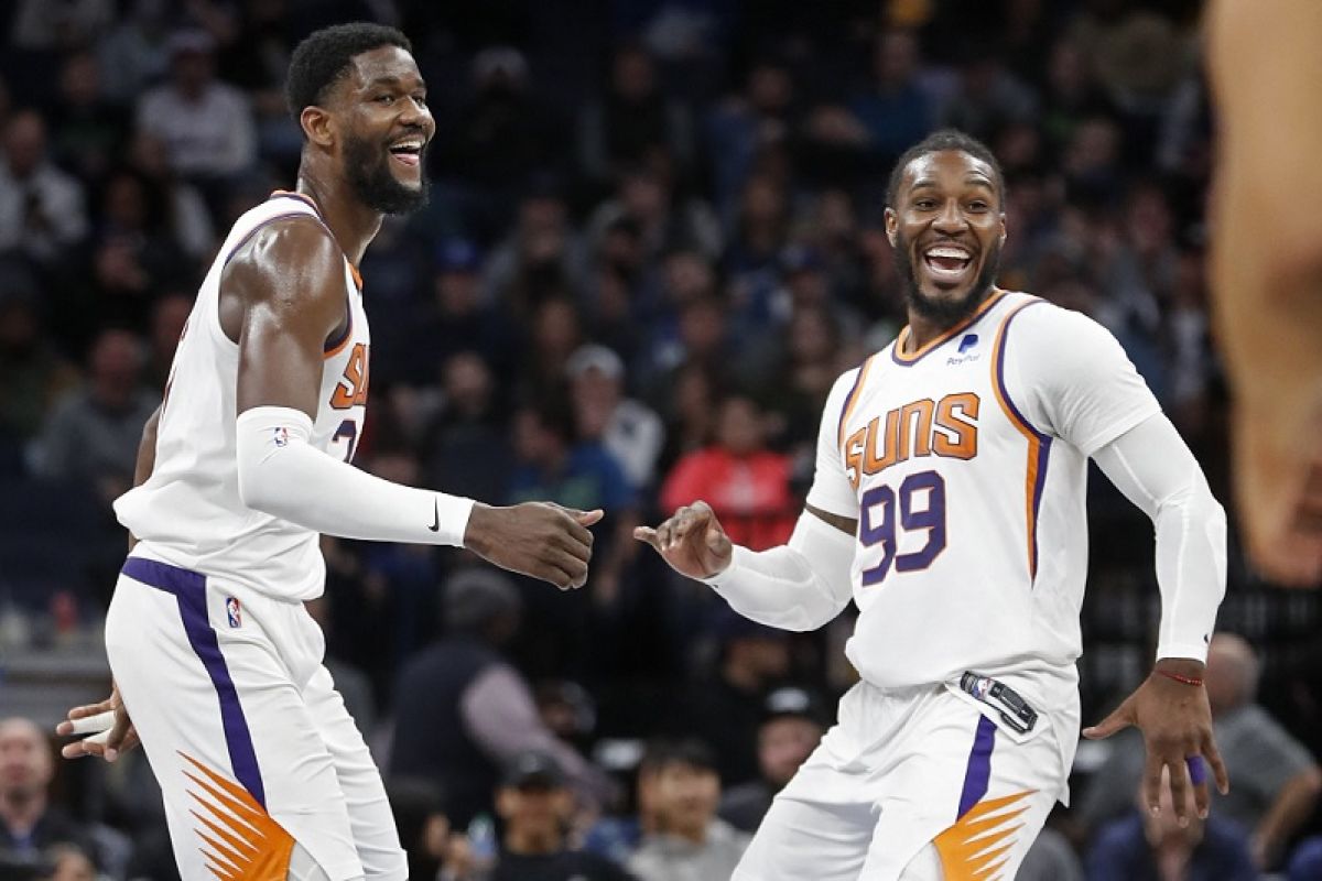 Deandre Ayton, Suns bangkit kalahkan Timberwolves