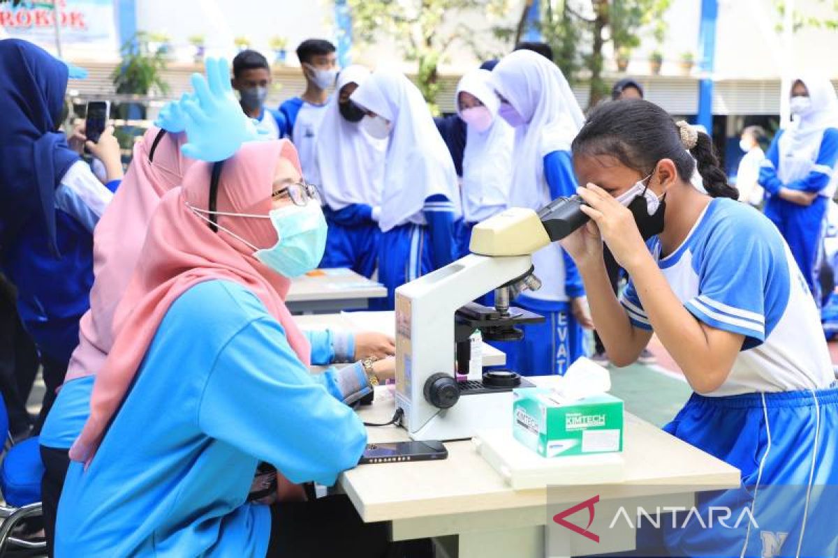 Puskesmas Sukasari Tangerang beri edukasi pelajar terkait bahaya TBC