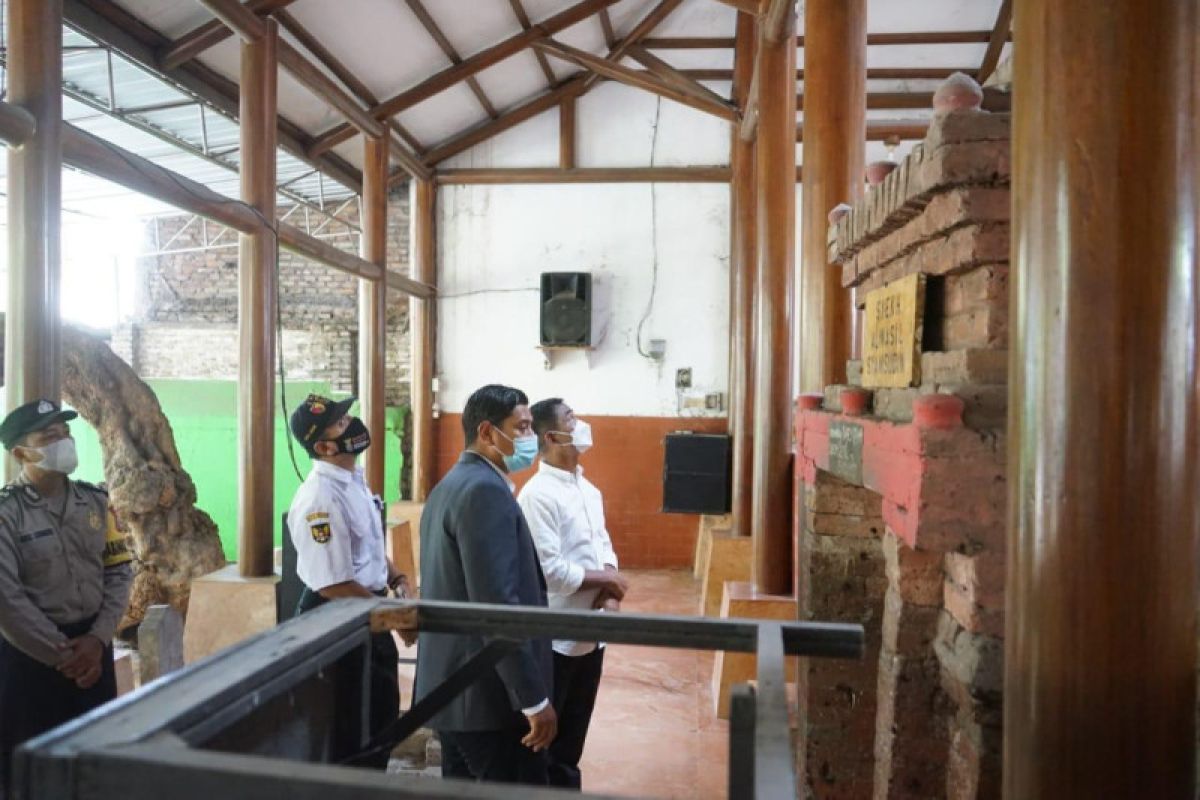 Wisata religi Makam Syekh Al Wasil Kediri dibuka kembali