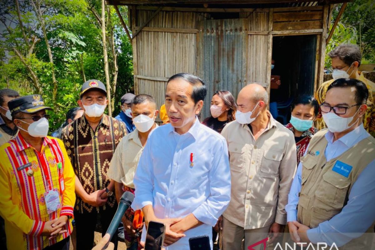 Presiden Jokowi soroti rumah tak layak huni penyebab stunting di NTT