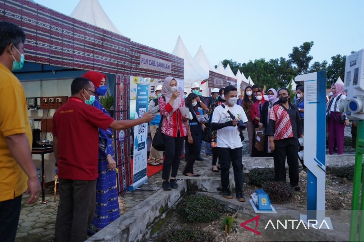 PLN Gaungkan Electrifying Lifestyle di Bazaar-Pameran Pembangunan MTQ XXIX Maluku di Saumlaki