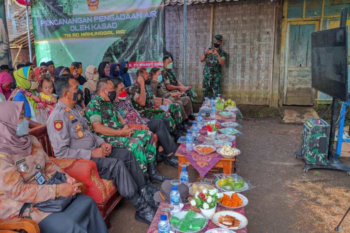 Jenderal Dudung Abdurachman canangkan Program TNI AD Manunggal Air di Kabupaten Magelang