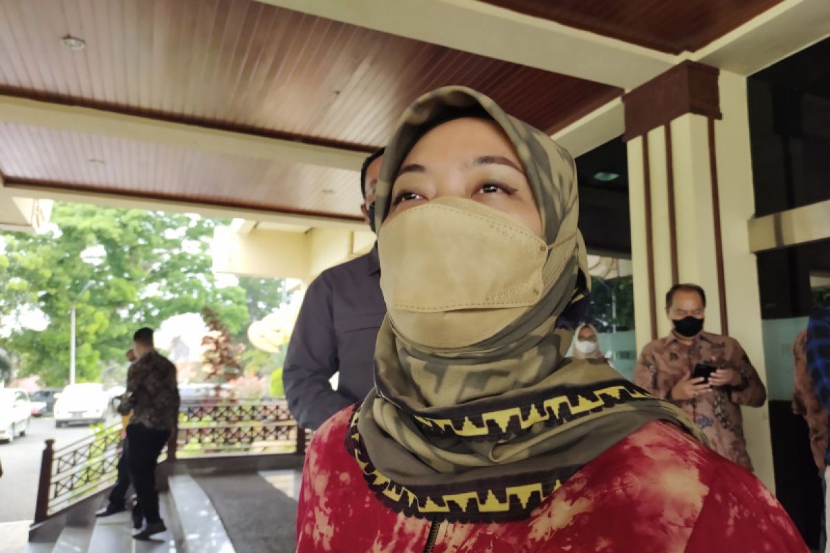 Pemerintah serap produk lokal contoh bagi masyarakat