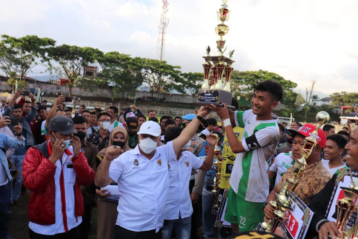 Putra Bintang juara turnamen sepak bola Piala Bupati Aceh Tengah