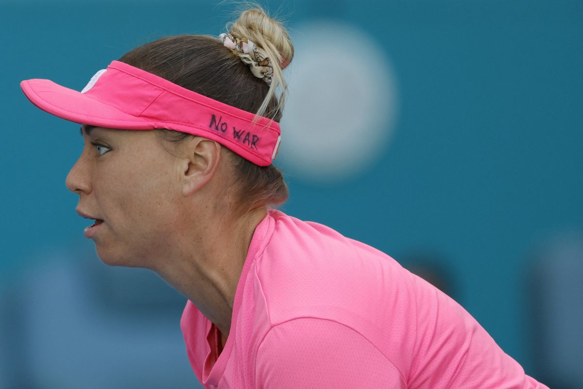Petenis Rusia Vera Zvonareva kirim pesan anti perang di Miami Open