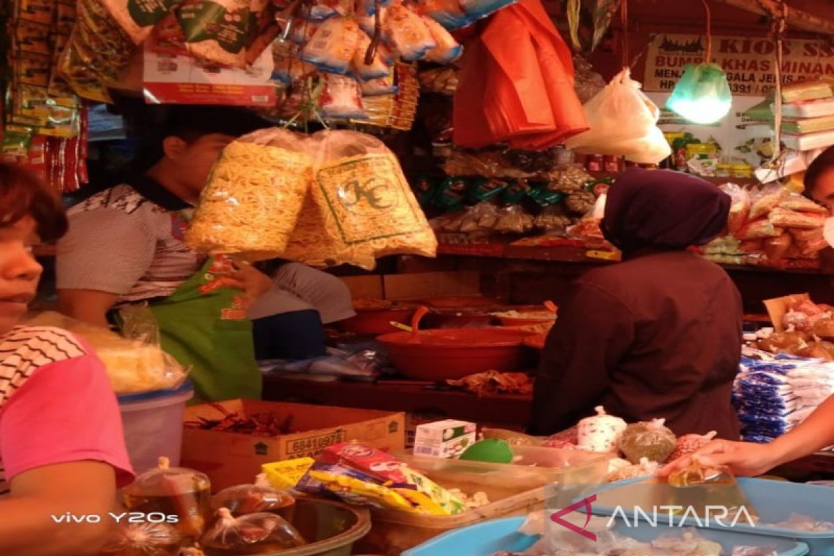 BULOG Sumut gelontorkan 26,126 liter minyak goreng kemasan