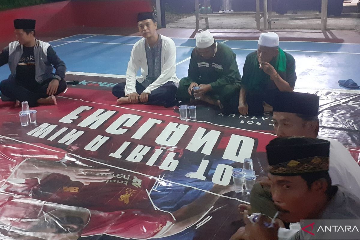 Warga TMI 1 Kota Serang apresiasi PT Djarum bangun lapangan bulu tangkis