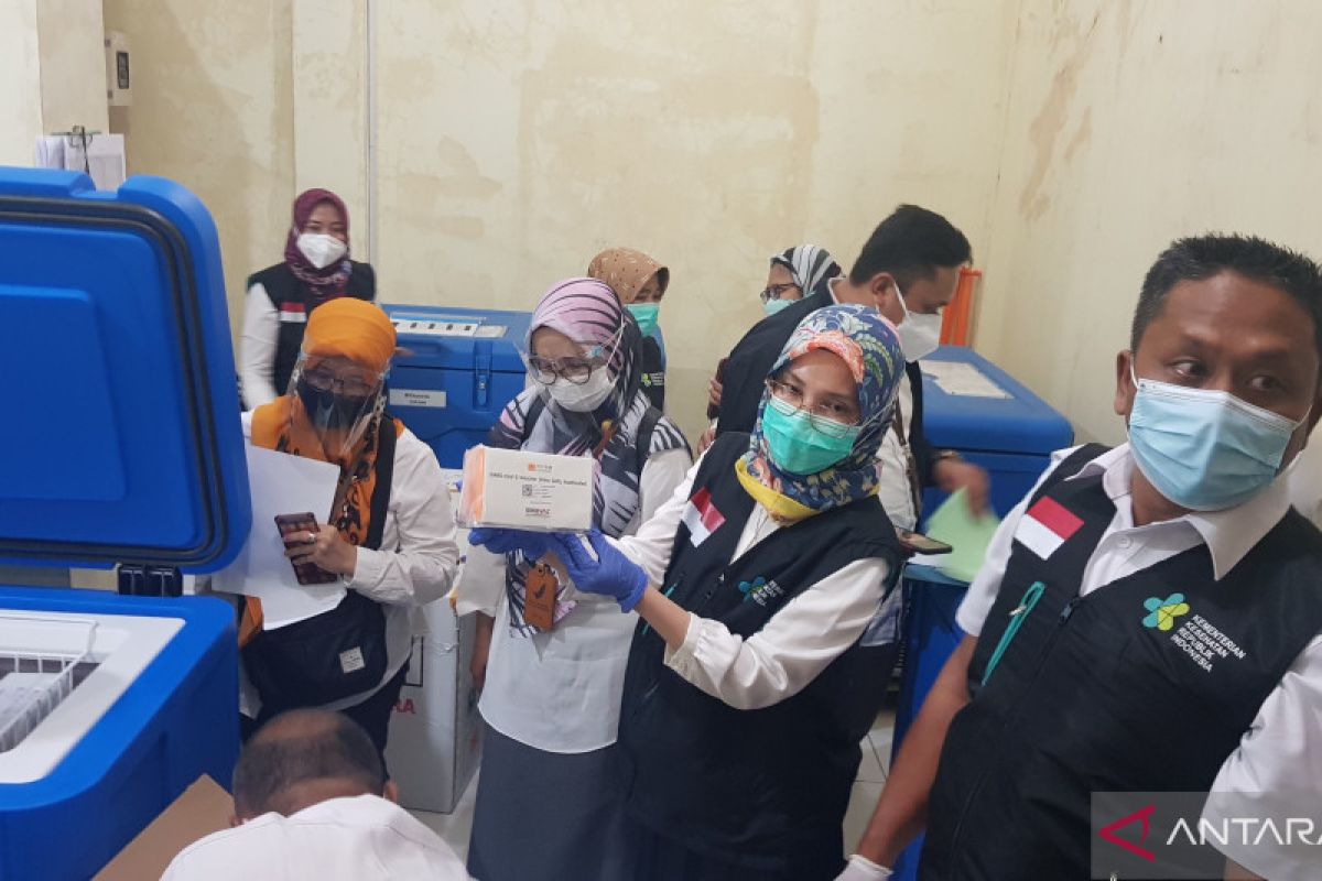 Stok vaksin COVID-19 dosis penguat di Kabupaten Bekasi menipis