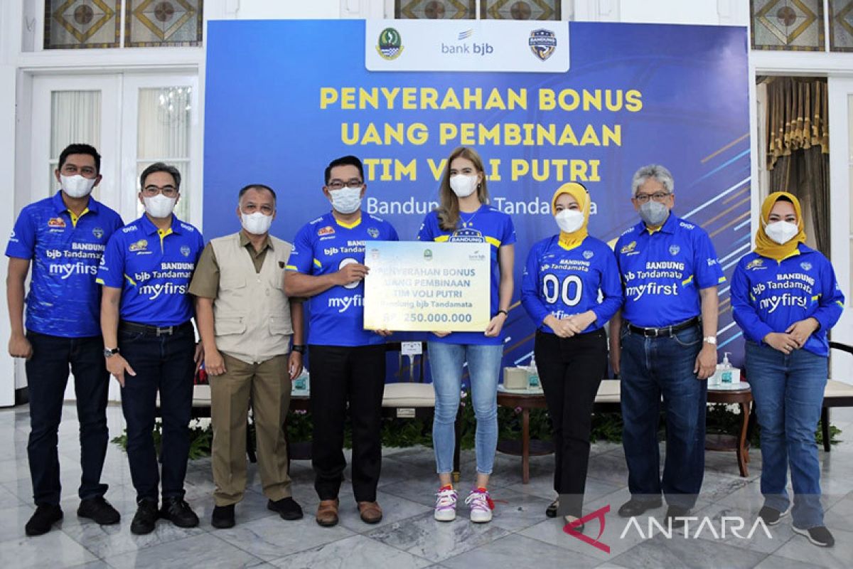 Jabar beri bonus Rp250 juta Tim Putri Bandung BJB Tandamata