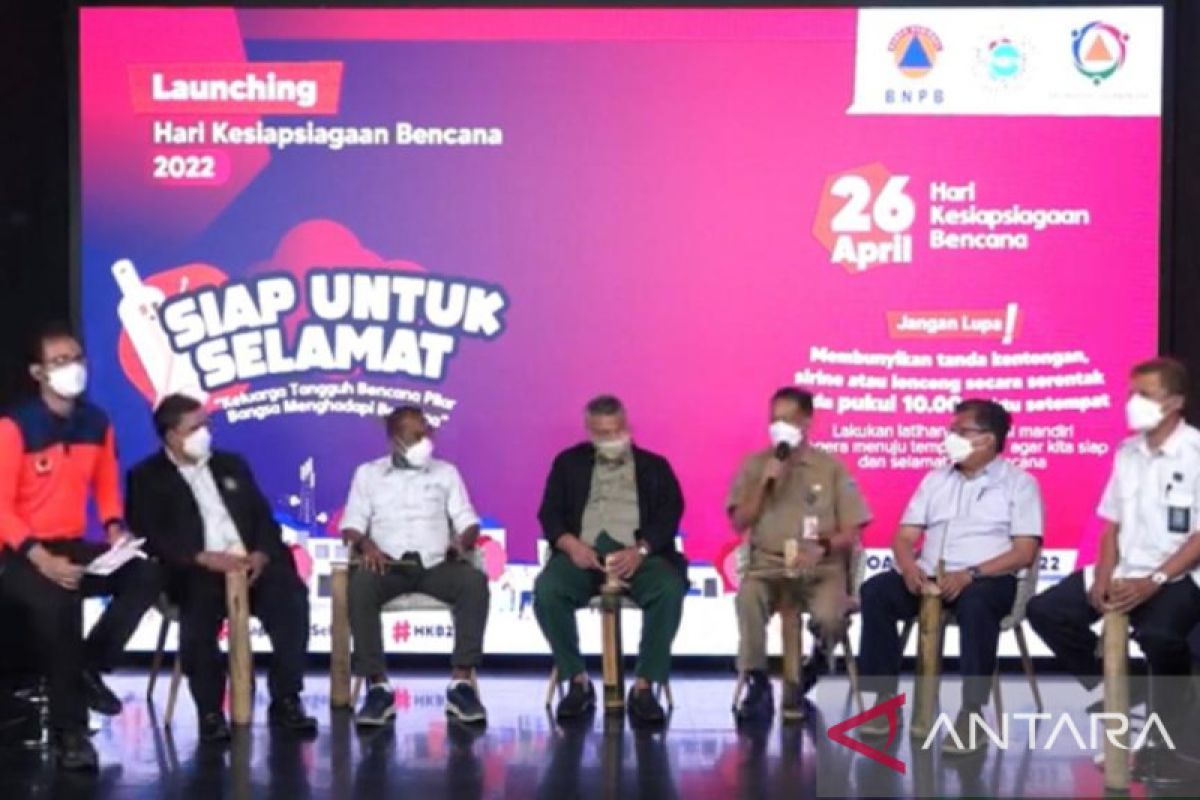 Hari Kesiapsiagaan Bencana 2022 diisi latihan evakuasi-sarasehan