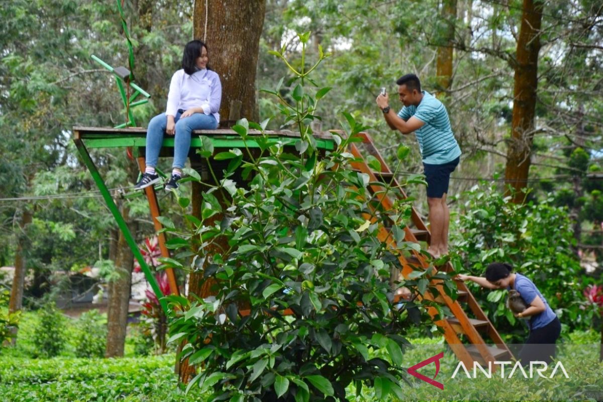 Ade Yasin: Lido dan Puncak jadi kawasan strategis wisata daerah