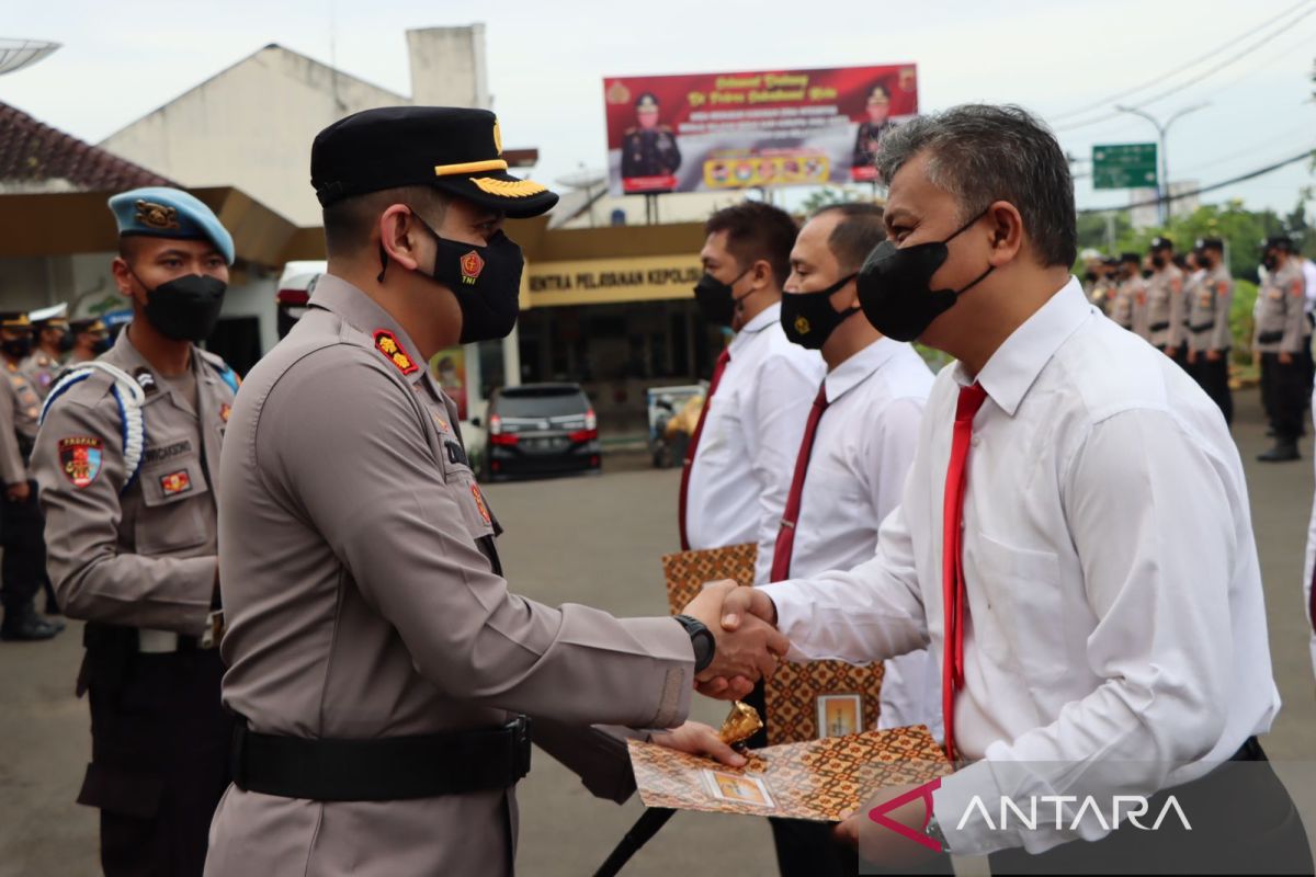 Polisi ungkap jaringan sabu-sabu antaraprovinsi diberi penghargaan