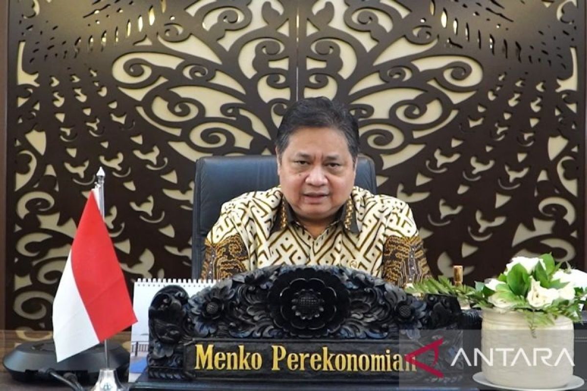 Menko Airlangga memperpanjang PPKM untuk luar Jawa-Bali