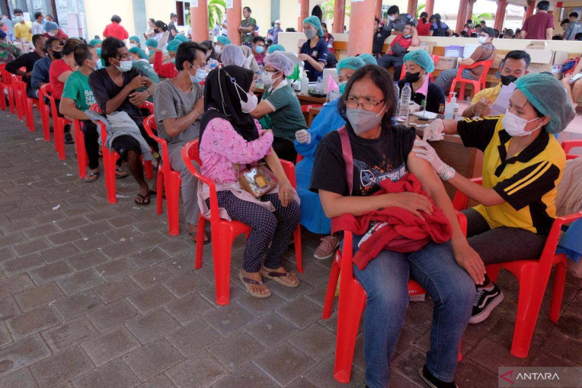 Vaksinasi penguat di Bali sudah lebih 50 persen