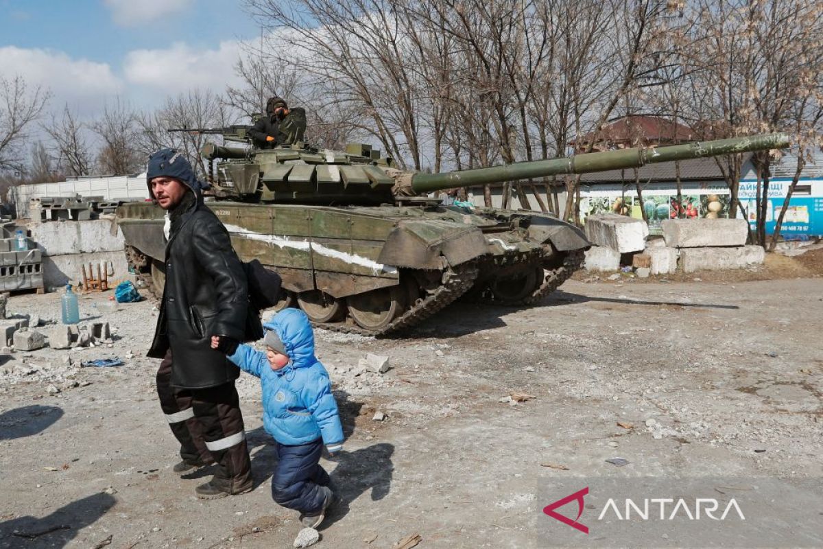 Sutradara film dokumenter  Lithuania tewas di Mariupol