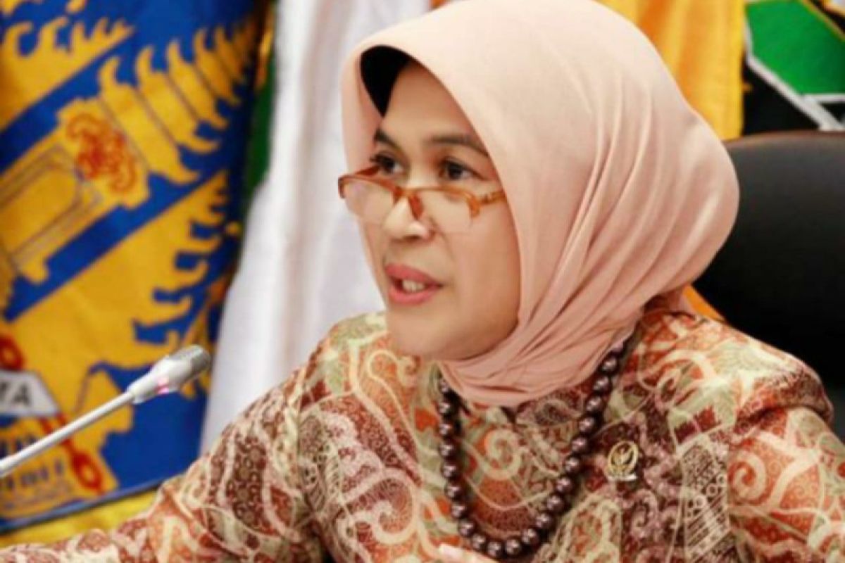 Anggota DPD Dapil Maluku minta Pemkot Ambon perbanyak stok vaksin 