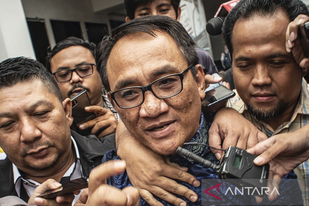 KPK periksa Bappilu Andi Arief terkait kasus Bupati PPU