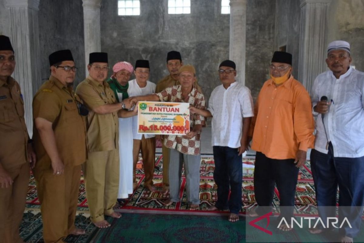 Pemkot Padang Sidempuan safari Isra Mi'raj ke Masjid Muhammad Din Aek Tampang