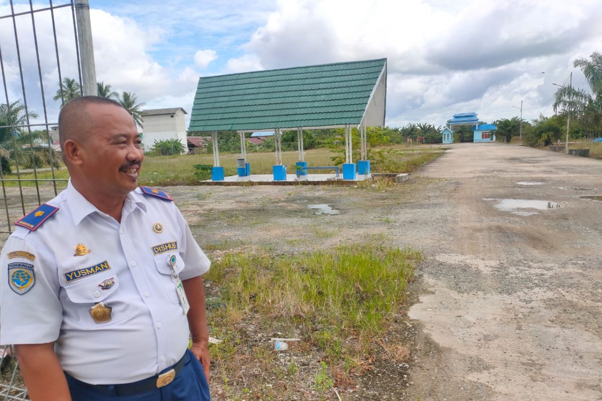 Area penampungan muatan di Pelabuhan Tana Paser kondisinya memperihatinkan