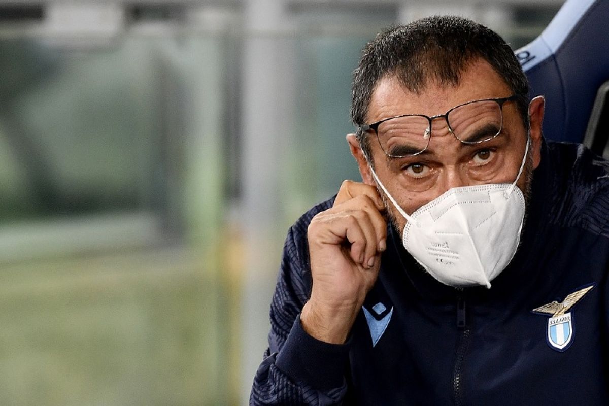 Pelatih Maurizio Sarri teken kontrak dengan Lazio