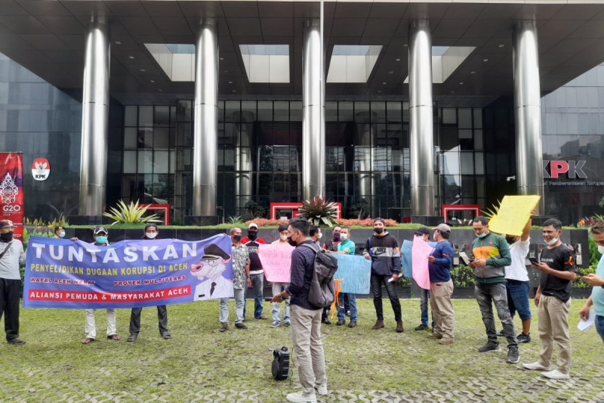 Gelar aksi damai, KPK diminta umumkan hasil penyelidikan kasus di Aceh