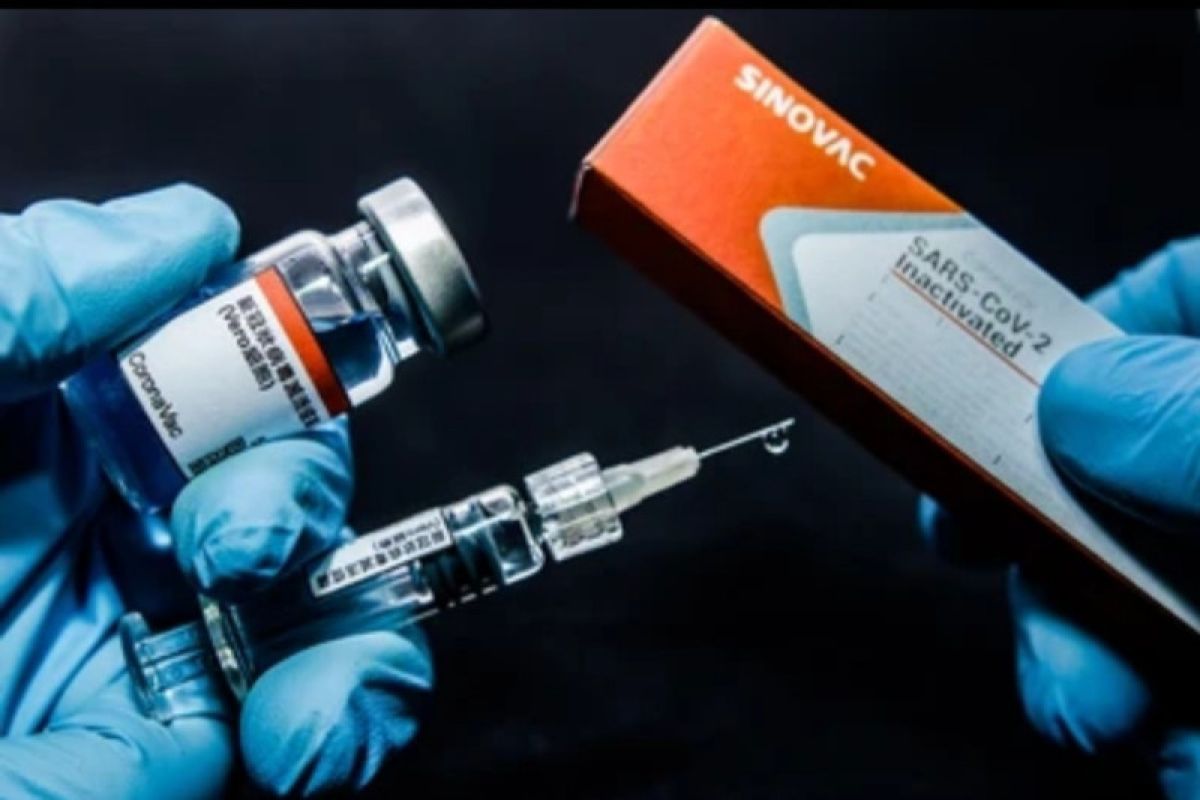 Penelitian: Tiga dosis CoronaVac mampu mencegah kematian