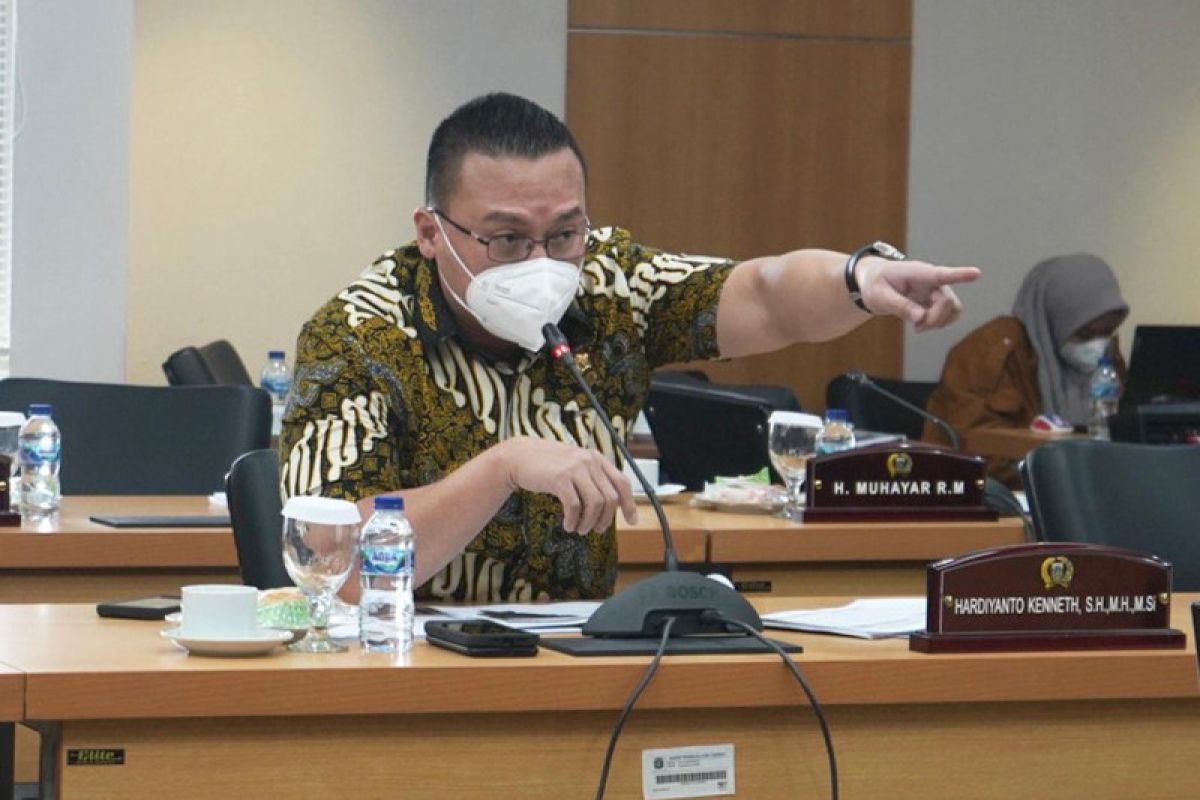 DPRD minta Anies tuntaskan masalah air bersih yang belum selesai