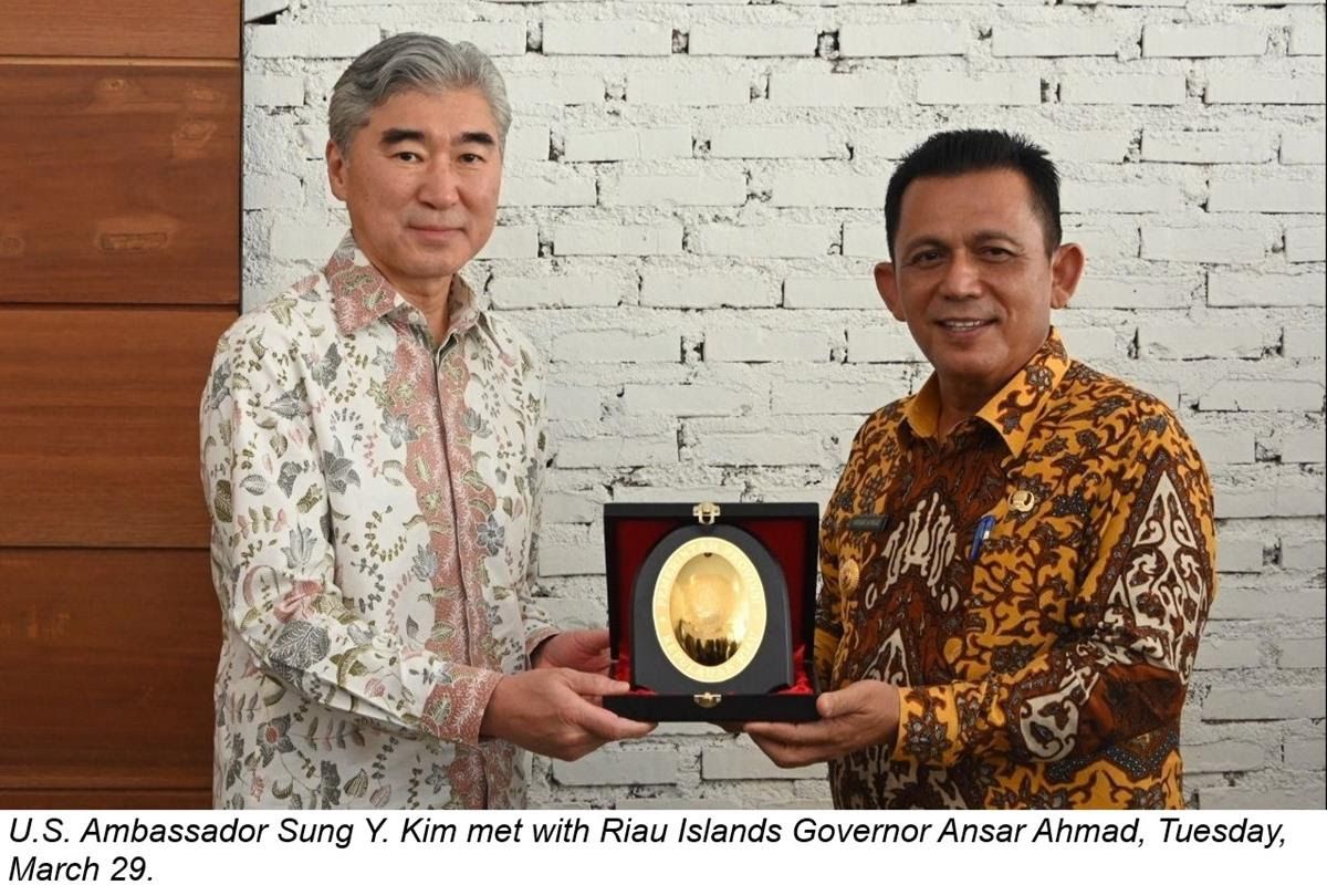 US Ambassador visits Riau to strengthen economic, security cooperation