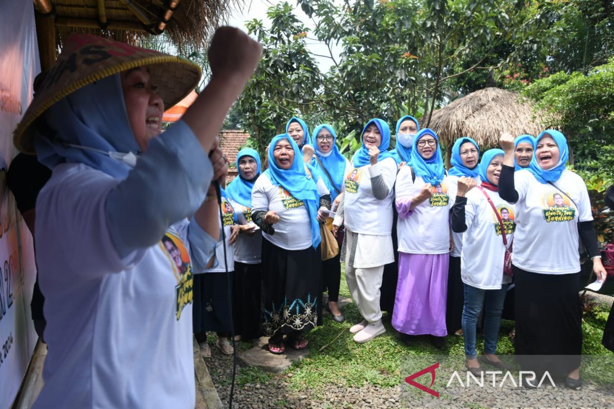 Kelompok Wanita Tani Bogor dukung Sandiaga Uno maju pada Pilpres 2024