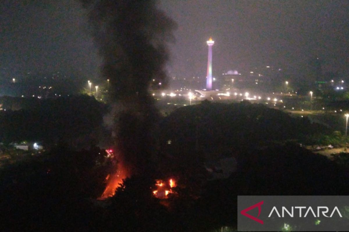 Polres Jakpus dalami penyebab kebakaran kios Lenggang Jakarta Monas