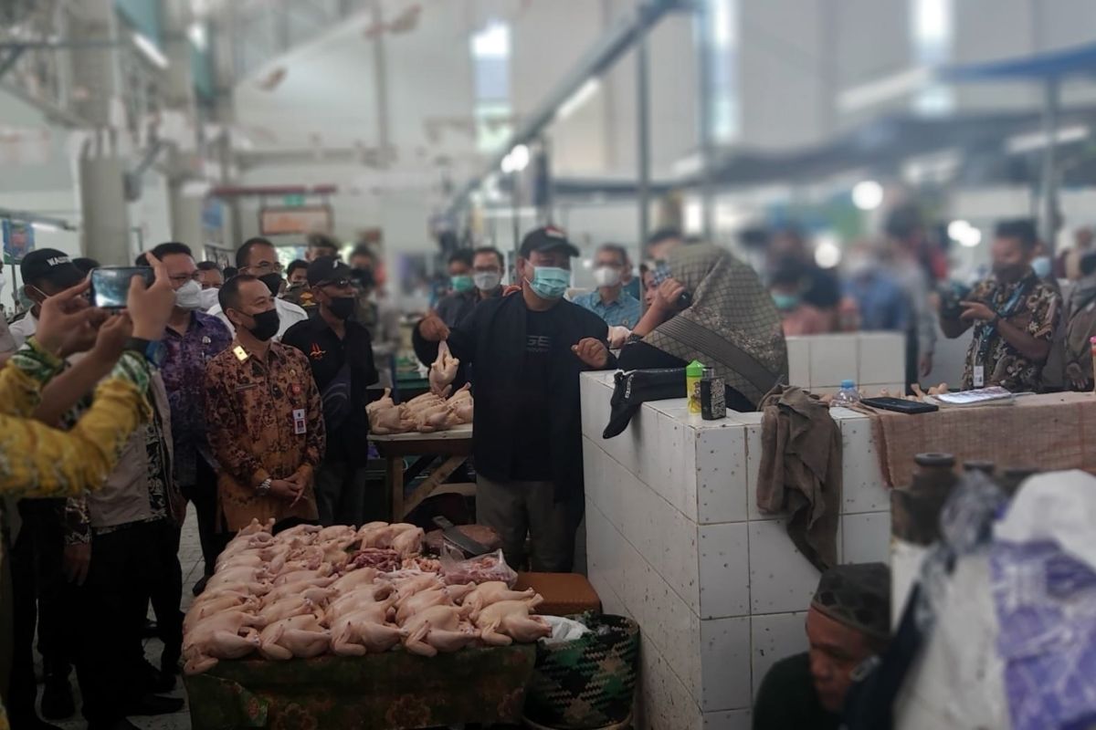 Gubernur monitor harga sembako di Pasar Bauntung Banjarbaru