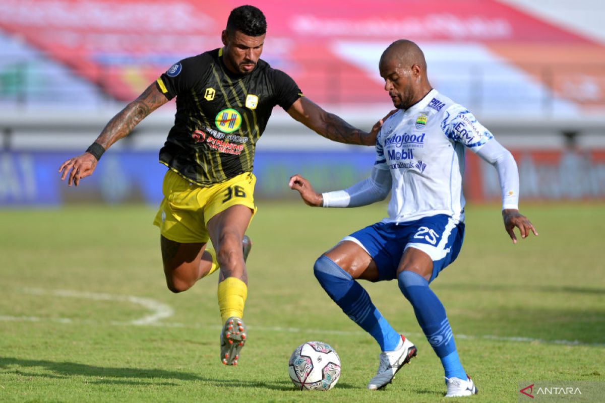 Persib Bandung takluk di tangan Barito Putera 1-2