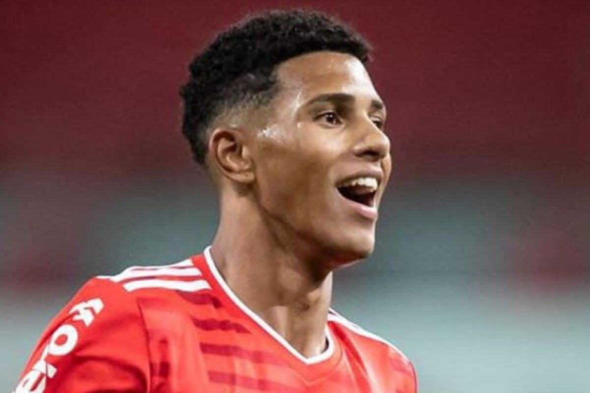 Real Madrid datangkan bek muda Vinicius Tobias dari Shakhtar Donetsk