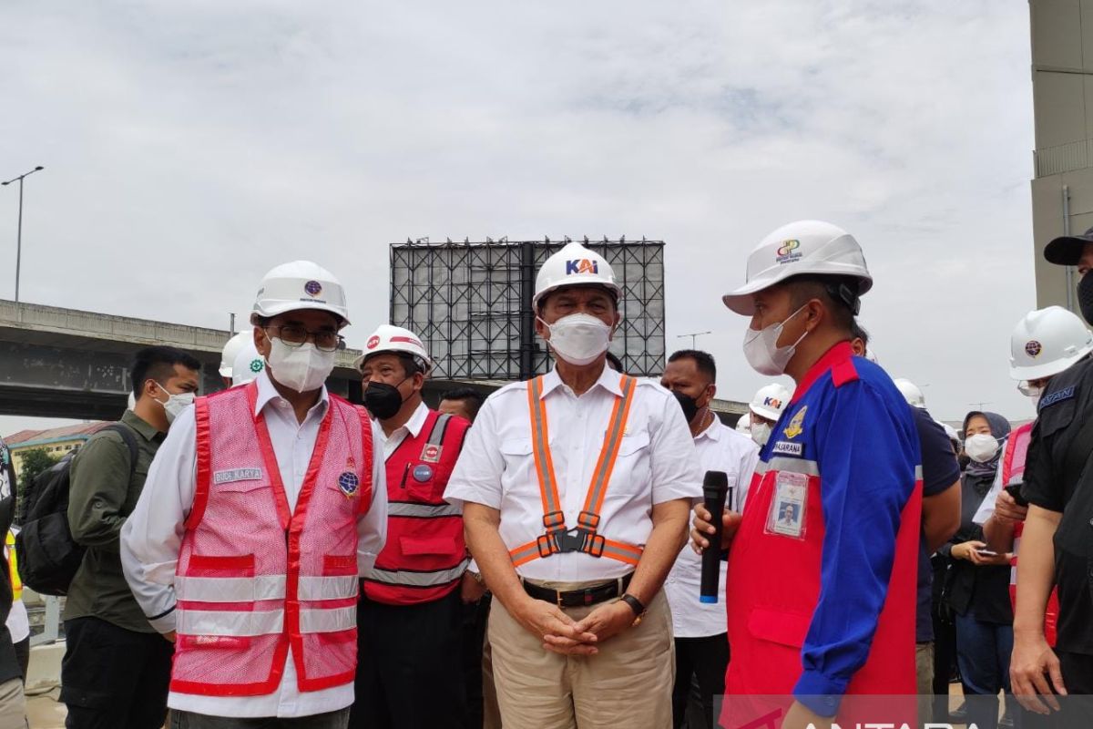 Menko Kemaritiman ungkap sinyal kenaikan harga Pertalite hingga LPG 3 kg