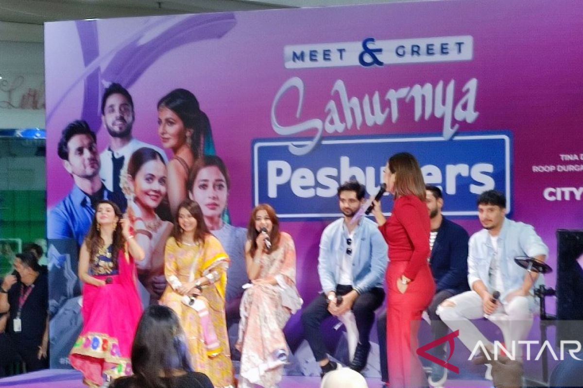 Lima Bollystar datang ke Surabaya tandai peluncuran Sahurnya Pesbukers ANTV