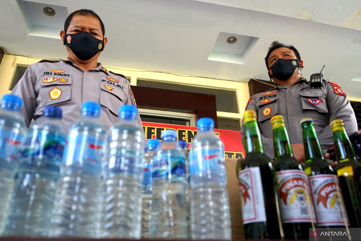 Operasi Pekat Polres Gorontalo Kota sita ratusan liter miras