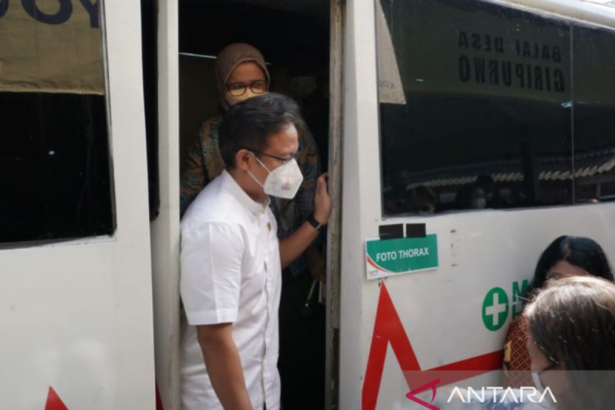 Ministry expands mobile X-ray service to cut TB transmission