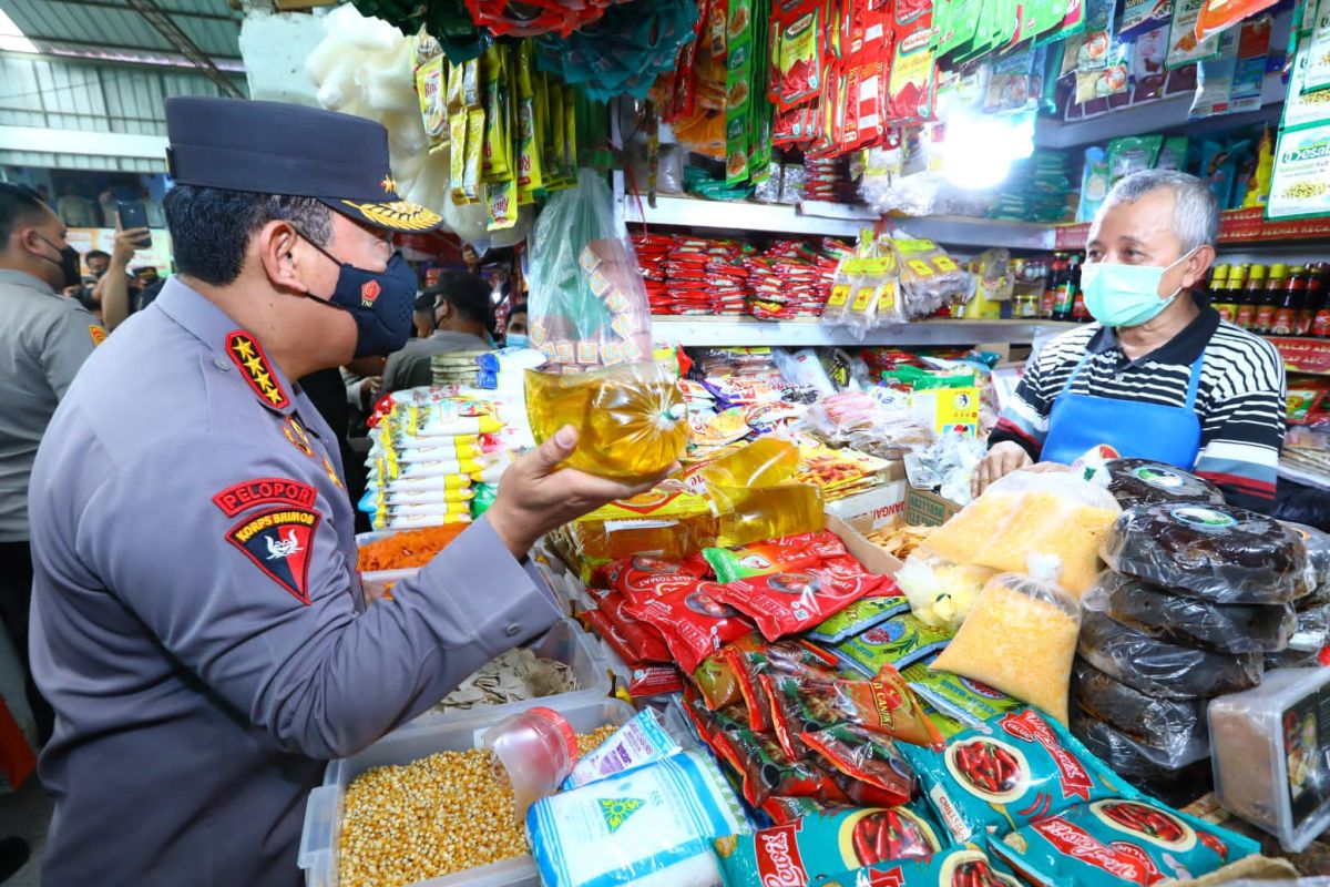 Kapolri minta distribusi minyak goreng dikawal pastinya ketersediaan