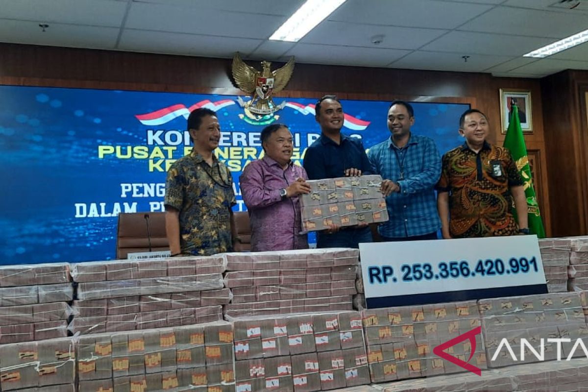 Kejaksaan Agung setorkan uang pengganti korupsi IM2 senilai Rp253 miliar