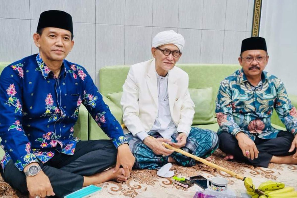 Bupati bangga santri Ponpes Mambaul Khairat miliki skill ilmu agama - formal